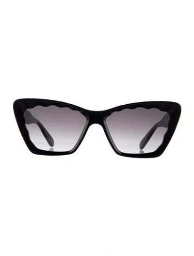 Pre-owned Krewe Cat-eye Gradient Sunglasses In Black