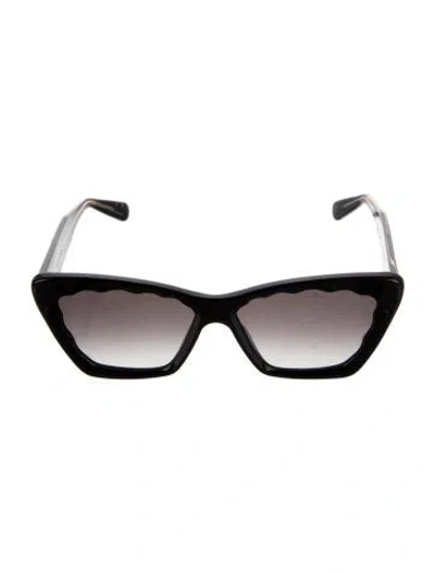 Pre-owned Krewe Cat-eye Gradient Sunglasses In Black
