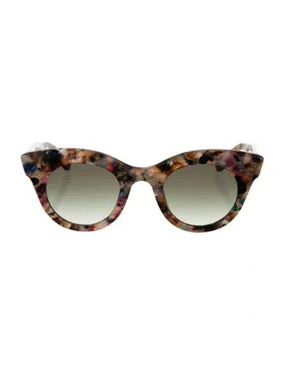 Pre-owned Krewe Cat-eye Gradient Sunglasses In Neutral