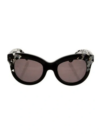 Pre-owned Krewe Cat-eye Tinted Sunglasses In Black