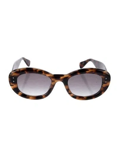 Pre-owned Krewe Oversize Gradient Sunglasses In Neutrals