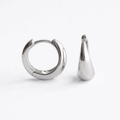 Kris Nations Women's Tapered Huggie Hoop Earring - Silver In Metallic