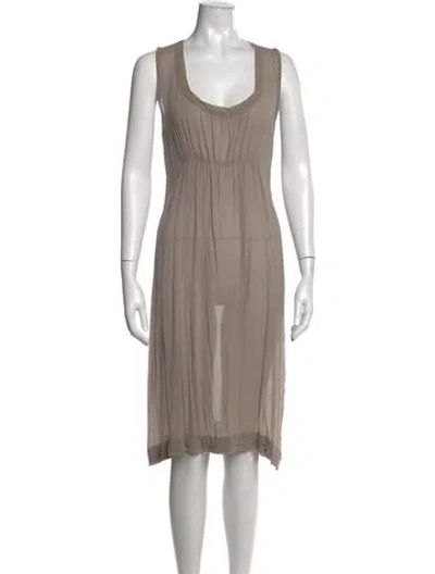 Pre-owned Kristensen Du Nord Silk Knee-length Dress In Gray