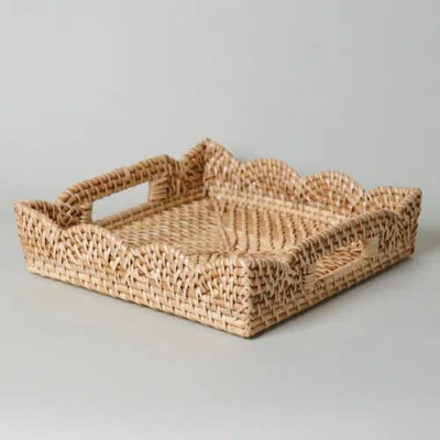 Kubo Mariposa Scallop Rattan Tray