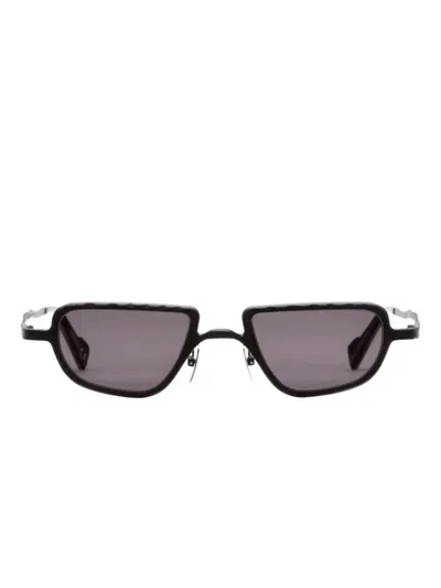 Kuboraum Cat-eye Frame Sunglasses In Black