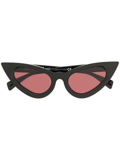 Kuboraum Cat Eye Sunglasses In Black