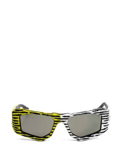 Kuboraum F6 Pop-grotesque Rectangle-frame Sunglasses In Gray