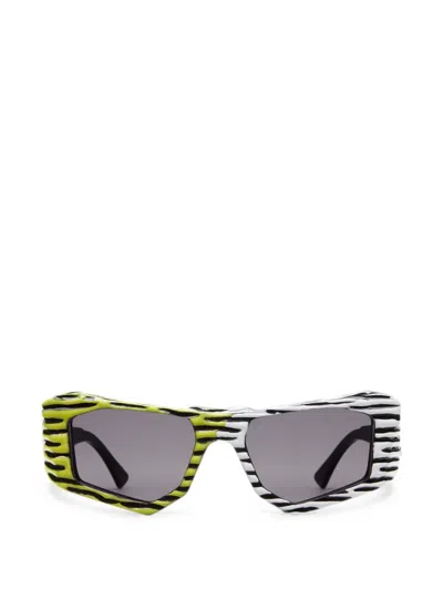 Kuboraum Geometric-frame Sunglasses In Black