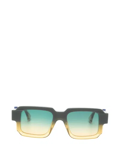 Kuboraum I03 Sunglasses In Gray