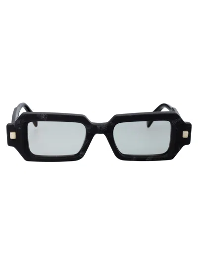 Kuboraum Maske Q9 Sunglasses In Bkn Black