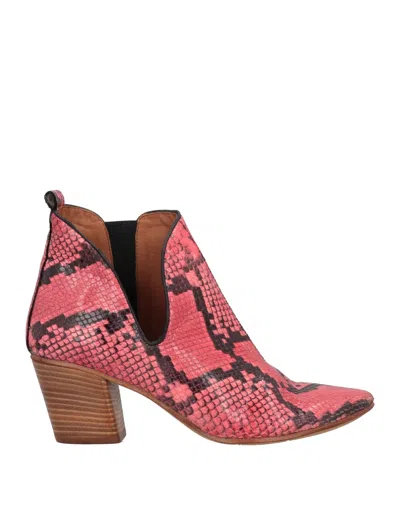 Kudetà Woman Ankle Boots Coral Size 6 Leather In Red