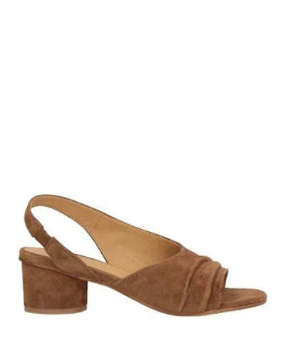 Kudetà Woman Sandals Brown Size 7 Leather