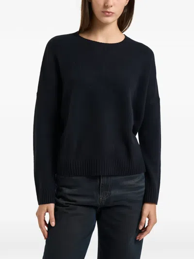 Kujten Crew-neck Sweater In Black