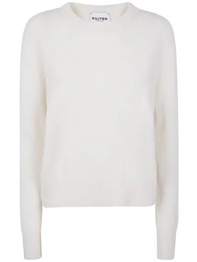 Kujten Long Sleeve Crew Neck Knit Sweater In White