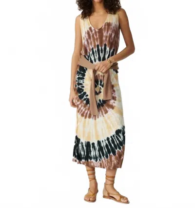 Kujten Ramo Sunny Midi Dress In Camel In Multi