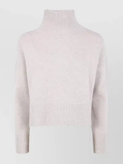 KUJTEN "ULLA CROP" TURTLE NECK SWEATER