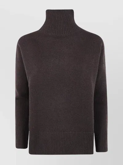 KUJTEN "ULLA" TURTLE NECK SWEATER