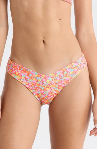 Kulani Kinis V-cut Bikini Bottoms In Pink