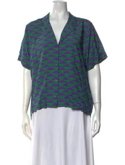 Pre-owned Kule Printed V-neck Top In Green