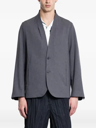 Kuon Buttoned Blazer In Gray
