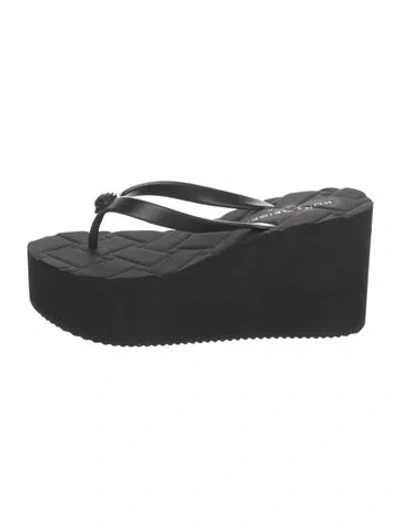 Pre-owned Kurt Geiger Leather Flip Flops In Black