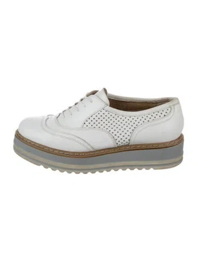 Pre-owned Kurt Geiger Leather Oxfords In Silver
