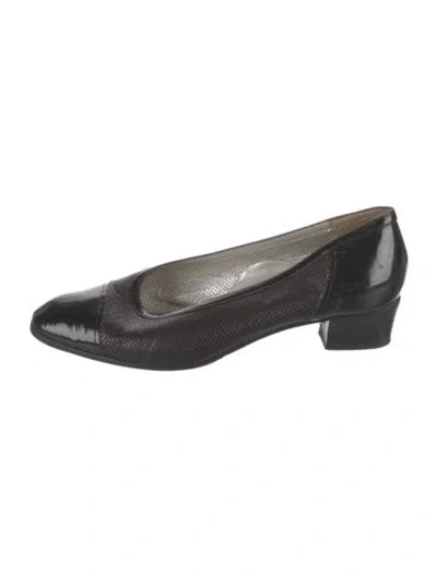 Pre-owned Kurt Geiger Vintage Leather Pumps In Black