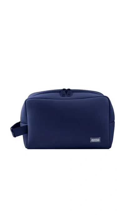 Kusshi Neoprene Dopp Kit In Navy
