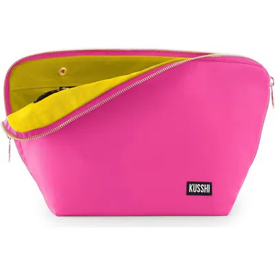 Kusshi Vacationer Makeup Bag