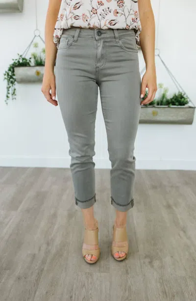 Kut From The Kloth Amy Crop Straight Leg Jean In Moss In Pink