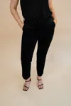 Kut From The Kloth Elizabeth Velveteen Trouser In Black In Black