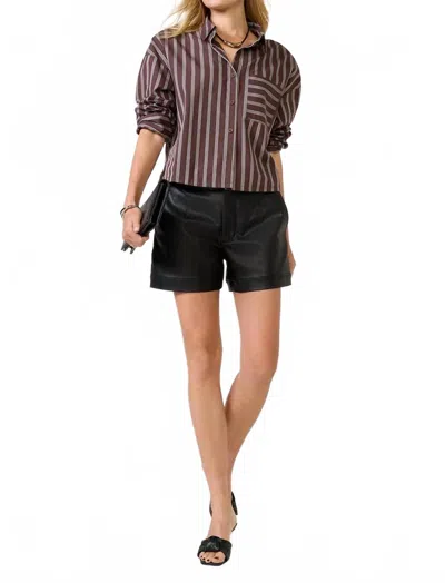 Kut From The Kloth Miranda Coated Short In Black