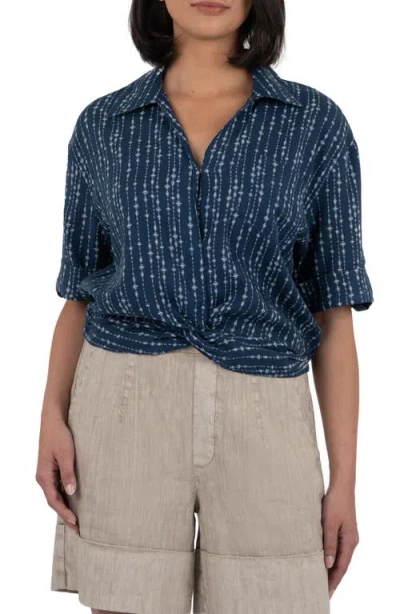 Kut From The Kloth Rebel Printed Knot Front Linen Blend Top In Green