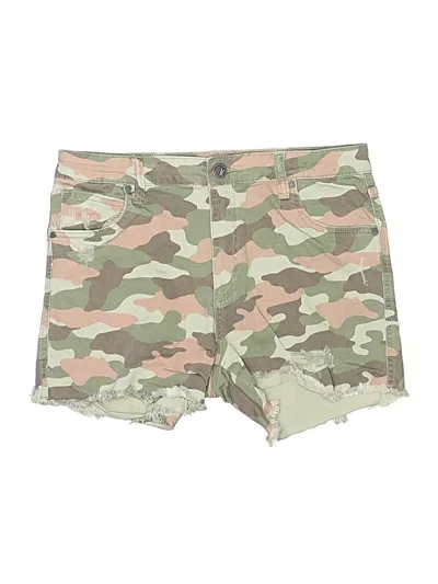 Pre-owned Kut From The Kloth Shorts In Green
