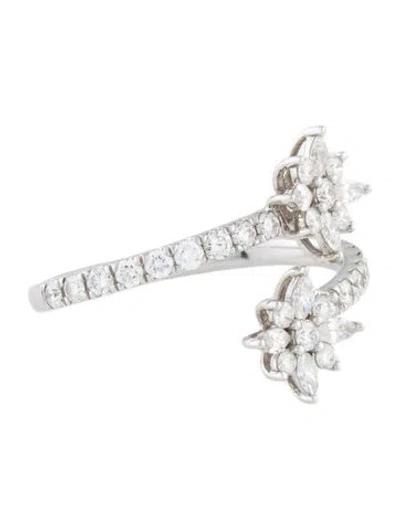 Pre-owned Kwiat 18k Diamond Star Bypass Cocktail Ring In Multi