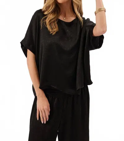 Kylie Paige Lindsay Pullover Tunic Top In Black
