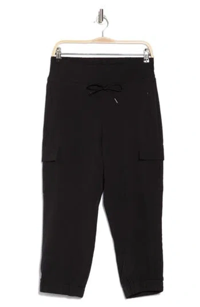 Kyodan Drawstring Waist Capri Cargo Pants In Black