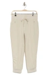 Kyodan Four-way Stretch Woven Capri Pants In Tapioca