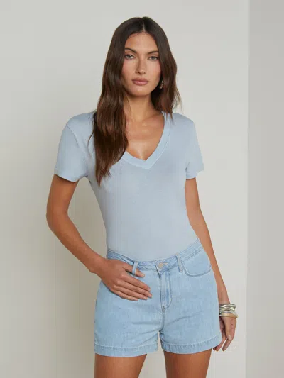 L Agence Becca Cotton V-neck Tee In Blue Fog