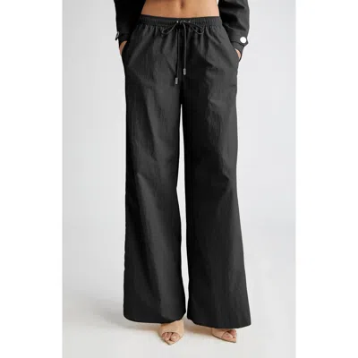 L Agence L'agence Valkyrie Snap Accent Drawstring Waist Pants In Black