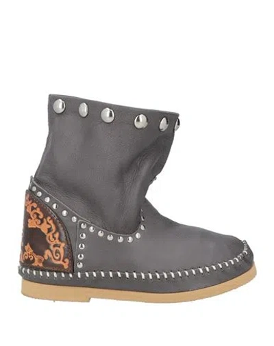 L' Artigiano Di Riccione Woman Ankle Boots Charcoal Size 5 Leather In Grey
