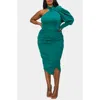 L I V D Gigi One-shoulder Long Sleeve Midi Dress In Emerald