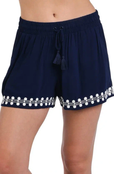 La Blanca Sea Scallops Embroidered Trim Cover-up Beach Shorts Ea Scallops Beach Shorts In Indigo