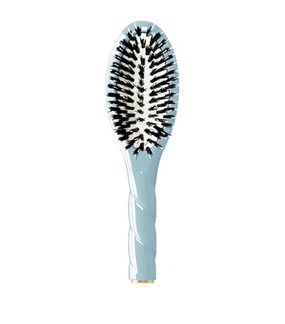 La Bonne Brosse N.02 The Essential Petite Brush In Blue