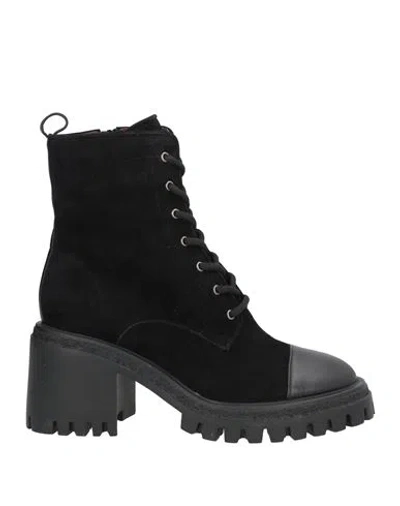 La Cabala Woman Ankle Boots Black Size 11 Leather