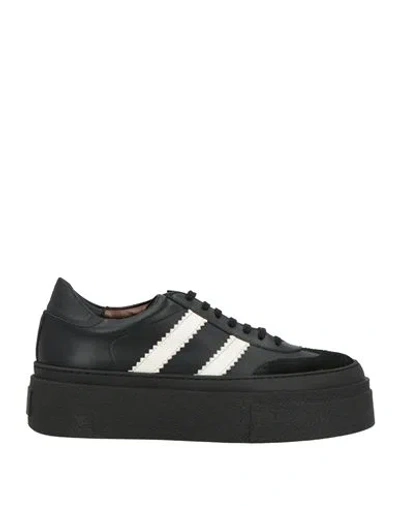 La Cabala Woman Sneakers Black Size 6 Leather