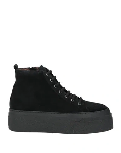 La Cabala Woman Sneakers Black Size 7 Leather