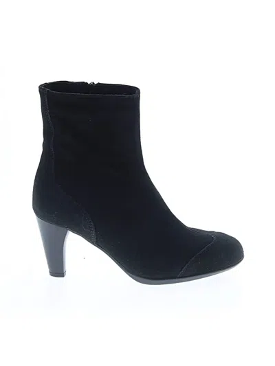 Pre-owned La Canadienne Ankle Boots In Black