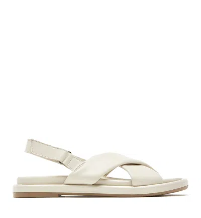 La Canadienne Art Leather Sandal In White