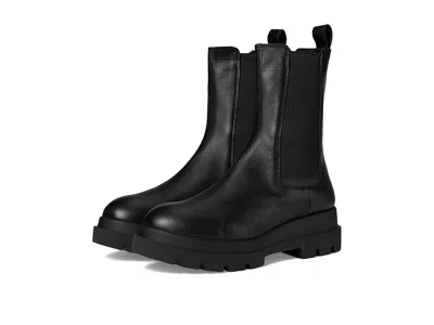 La Canadienne Blaise In Black